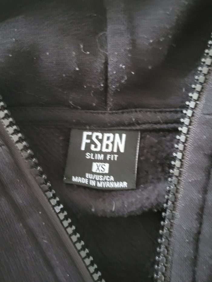 Sweat taille XS - photo numéro 2