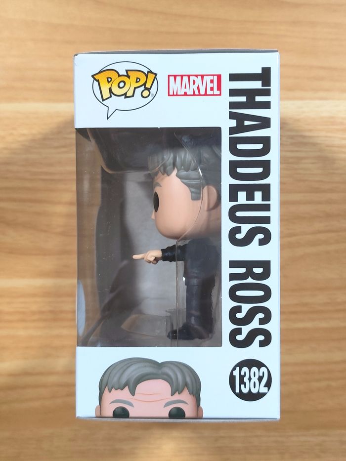 Funko Pop! Marvel : Thaddeus Ross n°1382 - FUNKO EXCLUSIVE - photo numéro 2