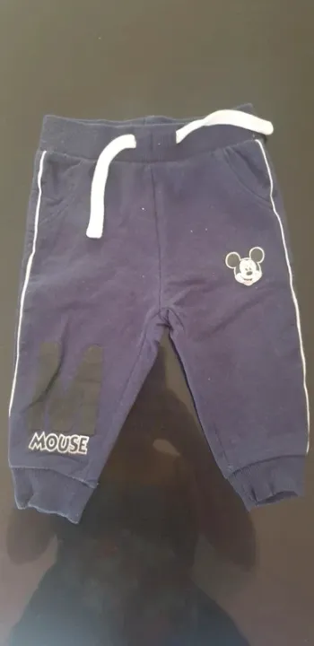 Lot de deux pantalons jogging 9 mois