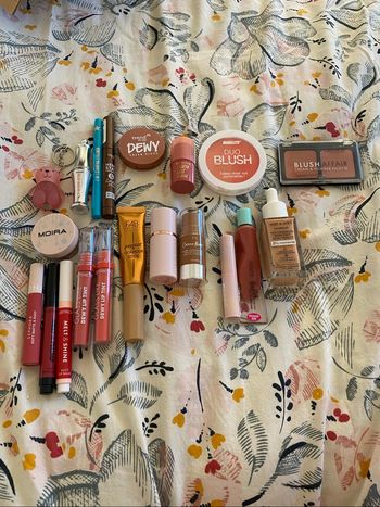 Maquillage en lot