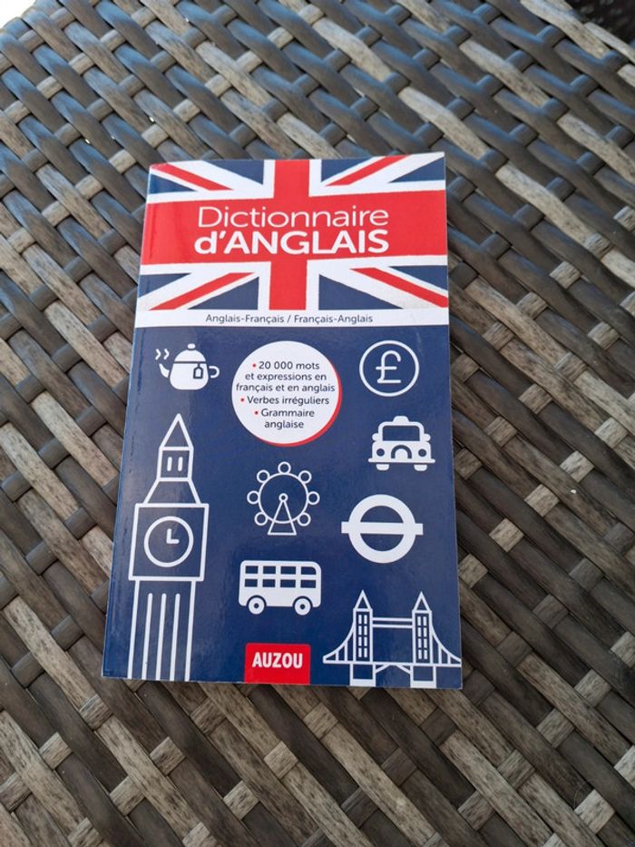 Dictionnaire anglais français auzou