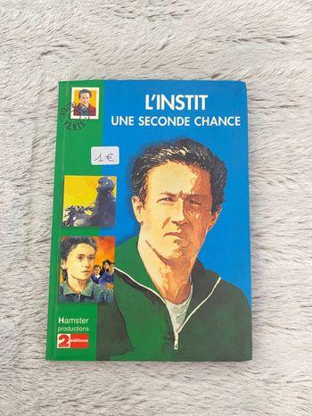 Livre L’instict une seconde chance Bibliothèque Verte