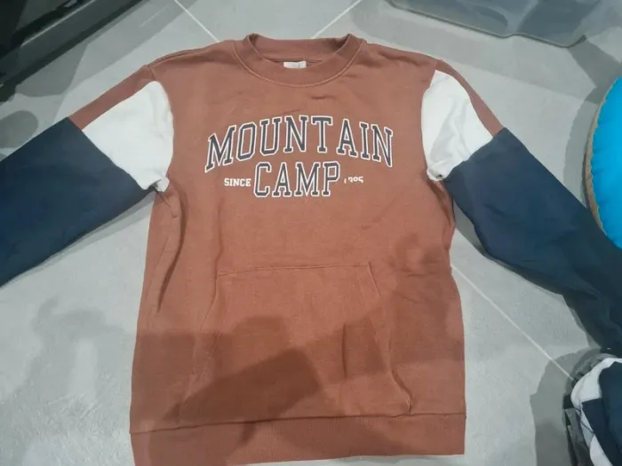 Pull 12ans