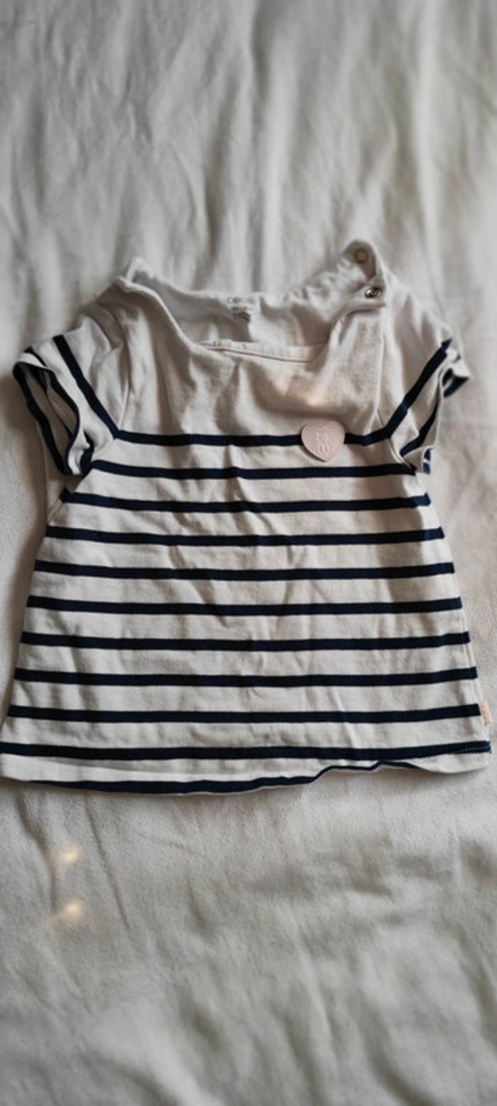 Lot 4 t shirts - photo numéro 2