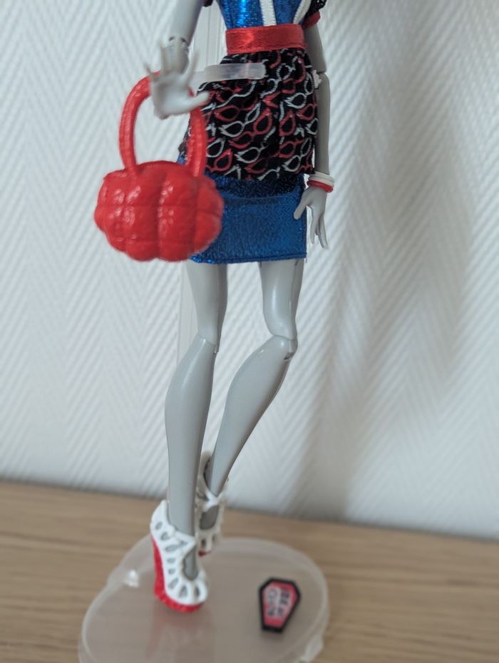 Poupée Monster high Ghoulia Night out - photo numéro 5