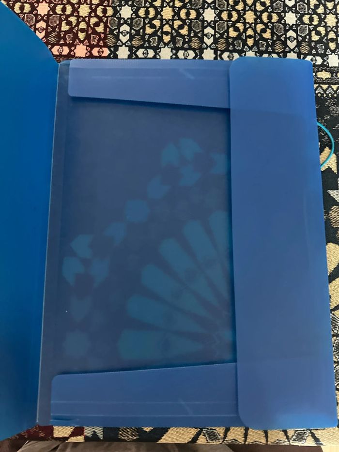 Farde A4 à élastiques - photo numéro 3