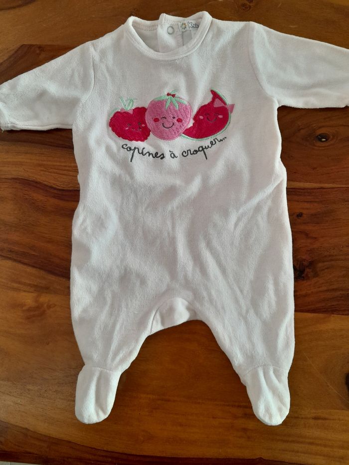 Lot pyjamas 1mois - photo numéro 4