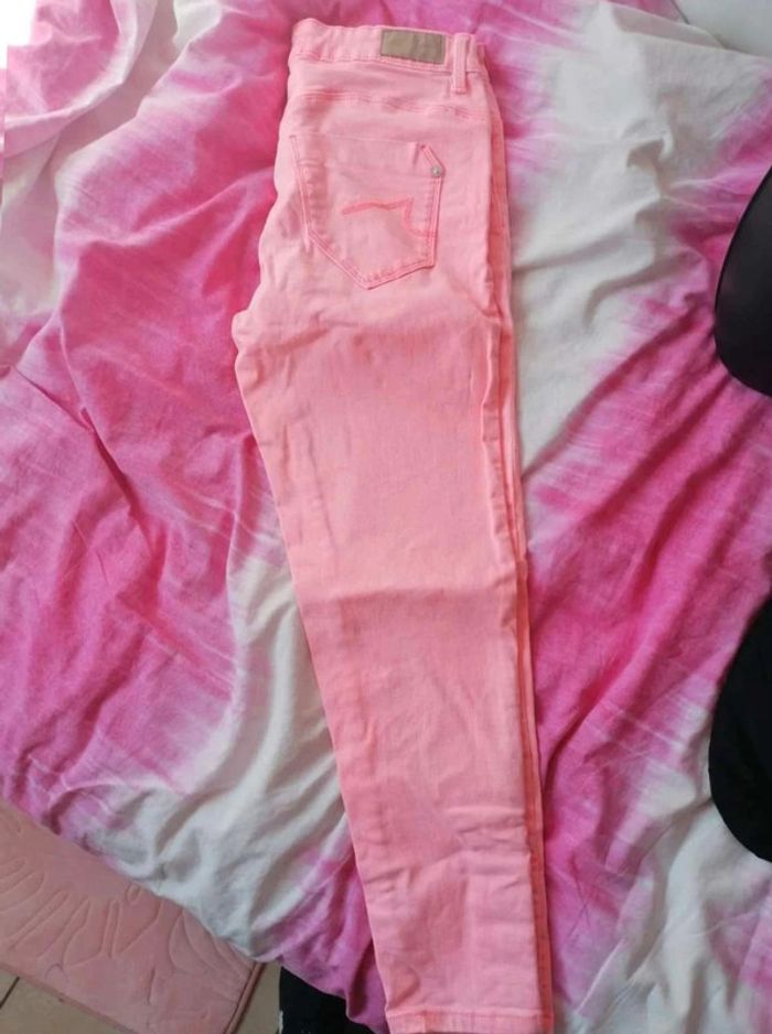 Pantacourt rose - photo numéro 3