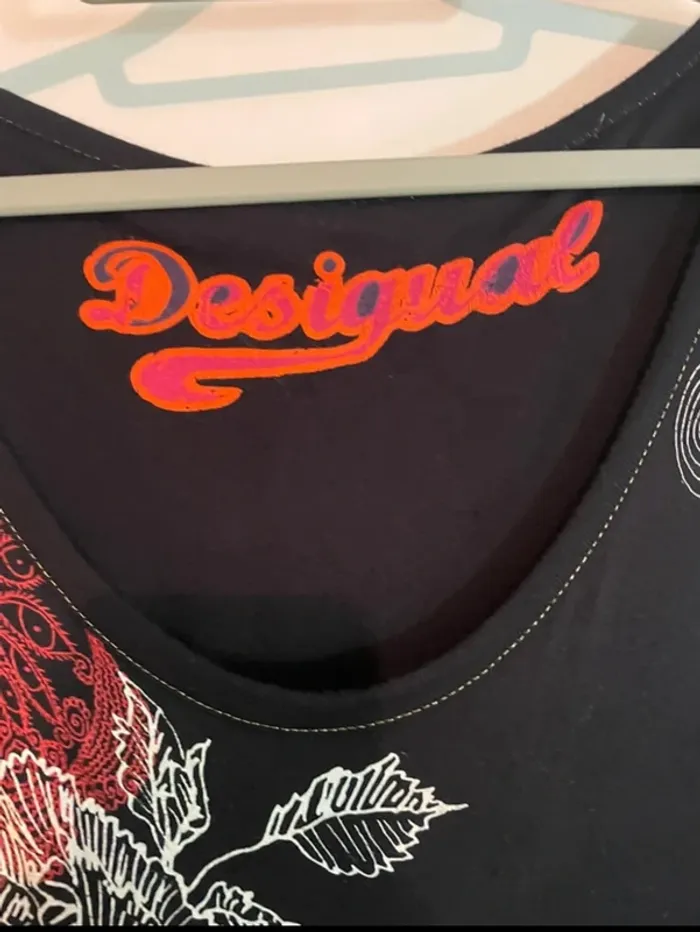 Robe Desigual originale noire et rouge - Taille XS - photo numéro 2
