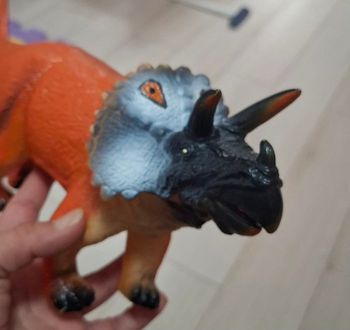 Grand dinosaure Triceratop