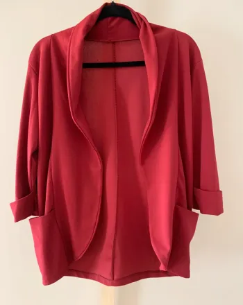 Veste fluide rouge bordeaux – style décontracté chic – taille S/M