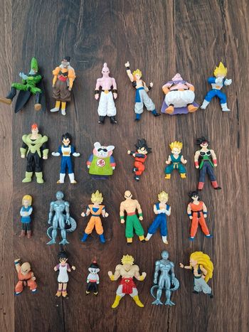 Lot de 24 figurines Dragon Ball Z – Full Color BANDAI