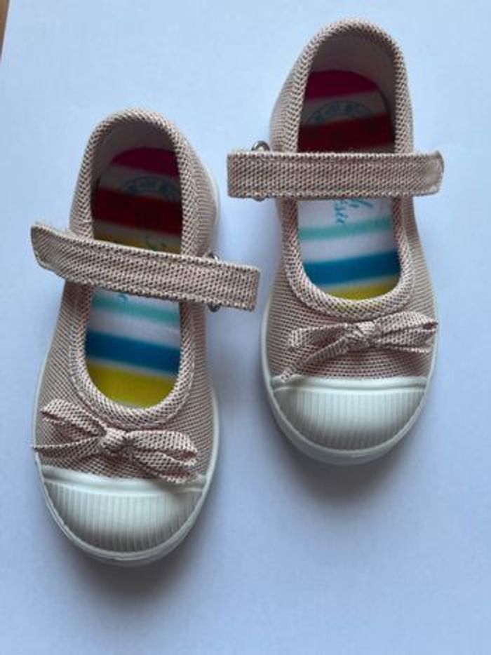 Chaussures rose 21
