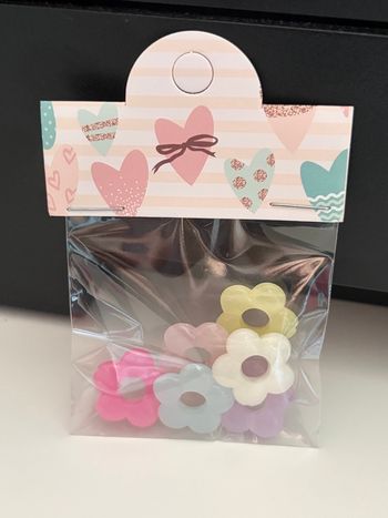 Lot de perles forme fleur multicolore