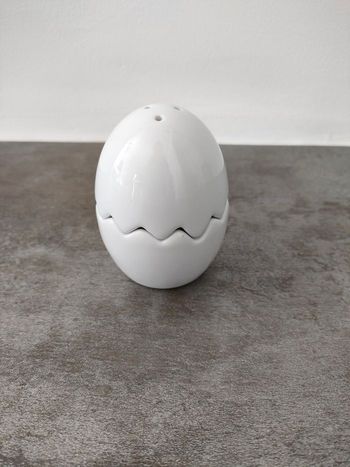 Séliere œuf poivre et sel 