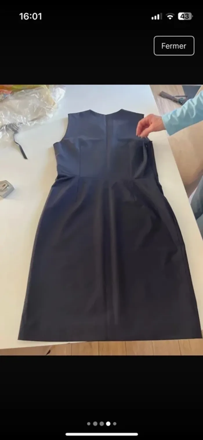 Robe tailleur - photo numéro 4