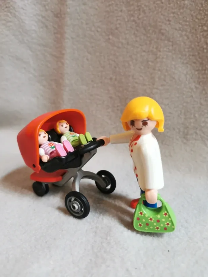 Playmobil poussette jumeaux