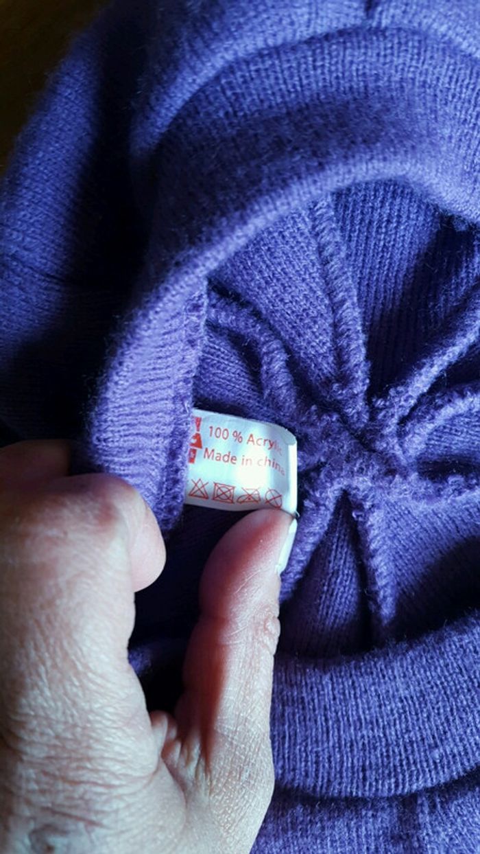 Bonnet charlotte aux fraises - photo numéro 3