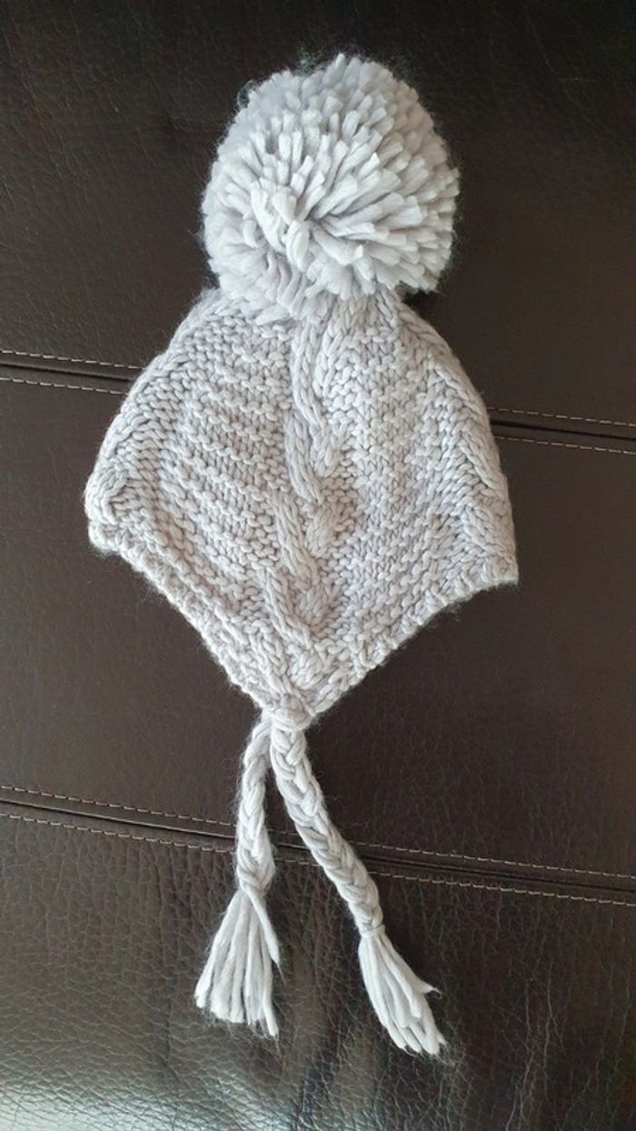 Bonnet gris doublé en polaire avec pompons et cache-oreille, 6-12 mois - photo numéro 2