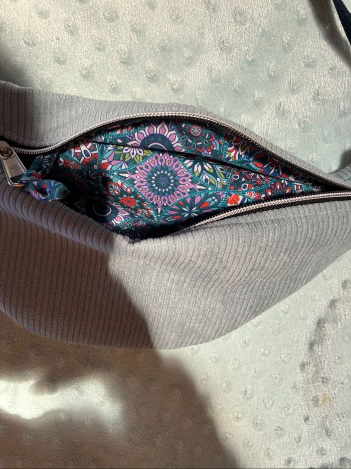 Sac banane neuf - photo numéro 7