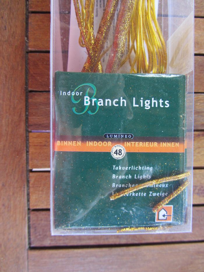 Branches lumineuses dorées neuves - photo numéro 3