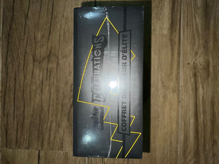 Etb Pokémon célébrations 25 ans avec acrylique - photo numéro 2