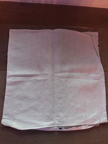 Housse de coussin décorative CASA - crème et noir motifs - 36x38cm