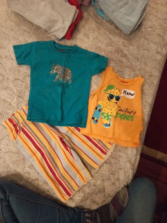 Beau lot 24 mois a 36 mois été printemps mixte