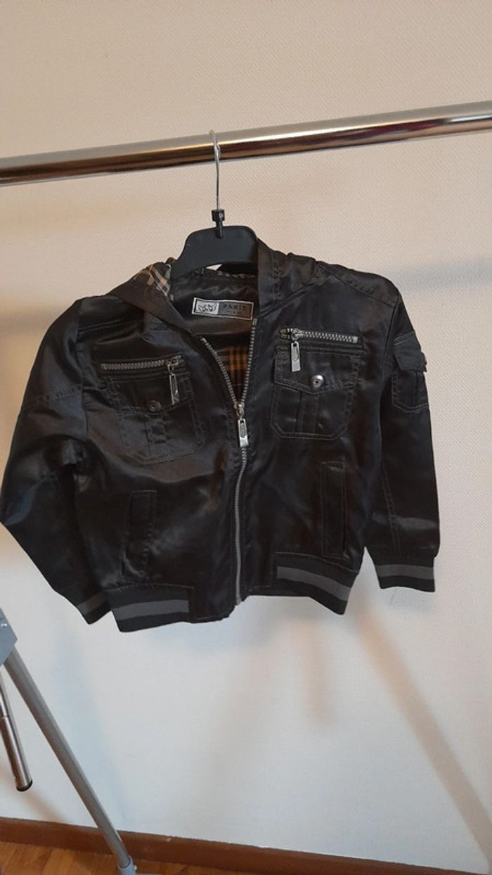 Manteau noir Paris 4 ans Beebs