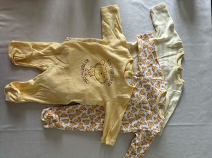 Lot 3 pyjamas - photo numéro 2