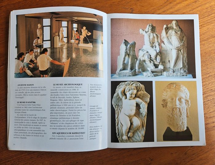 "Ephèse".
64 pages.
ISBN : 975.8212.08.7.
En l'état - photo numéro 4