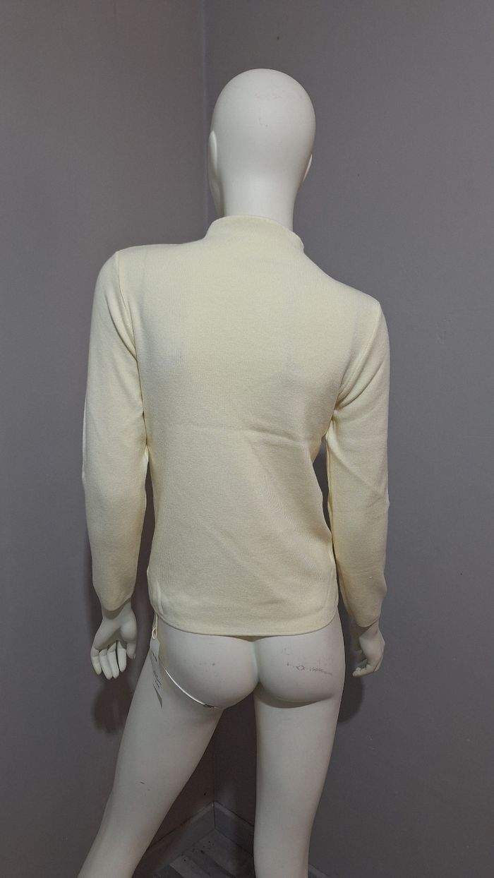 Pull taille S neuf - photo numéro 2