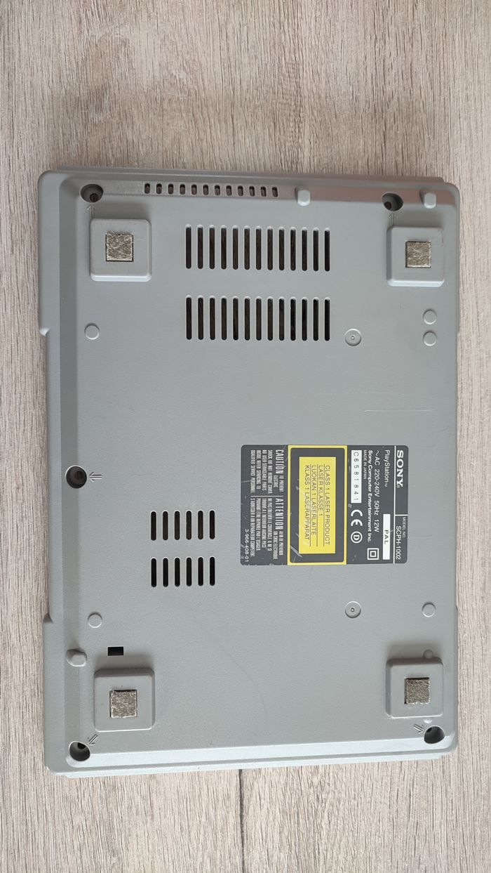 Plasturgie inférieure pièce détachée console de jeux Sony Playstation 1 Ps1 SCPH-1002 #D28