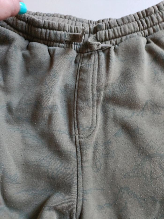 Pantalon jogging type cargo dinosaure Gémo 10 ans - photo numéro 4