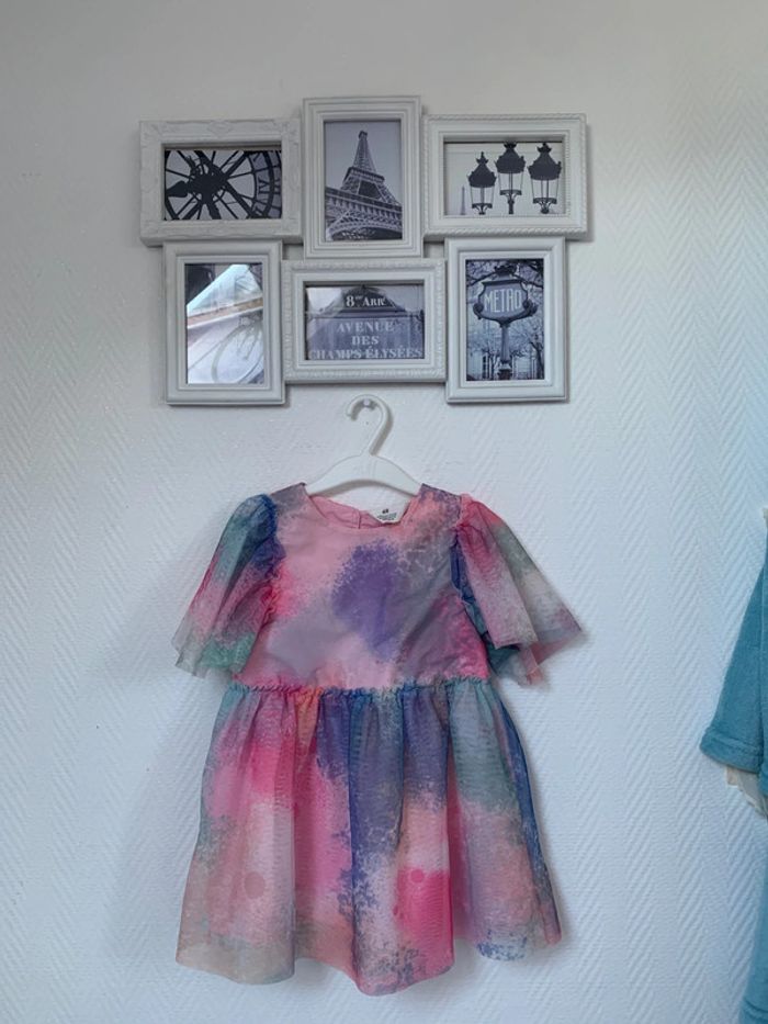 Jolie petite robe pop de fête en tulle colorée - photo numéro 3