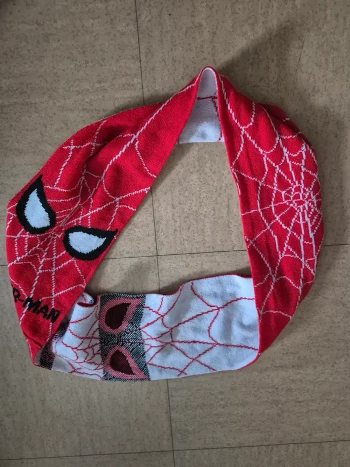Écharpe Spider man enfant taille unique - photo numéro 3