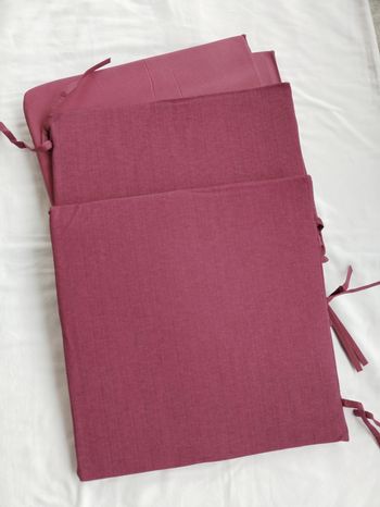 Lot de 4 Galettes de Chaise Bordeaux/Framboise – Très bon état