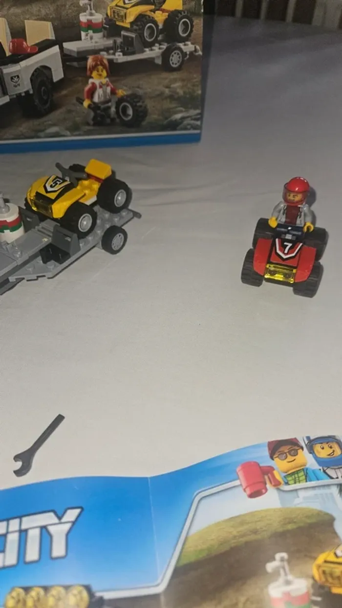 LEGO City 60148- 4×4 avec 2 quads + remorque ( boite & notices) - photo numéro 3