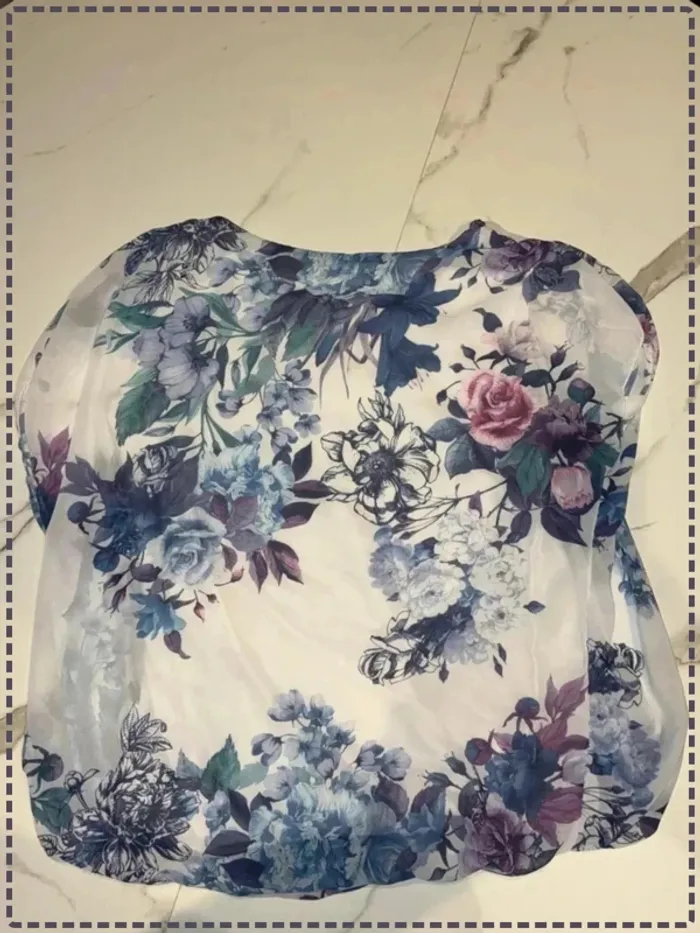 Top blanc à fleurs colorées – Taille M – Guijeano - photo numéro 5
