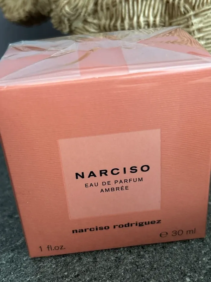 Eau de parfum narciso Rodriguez ambrée - photo numéro 2