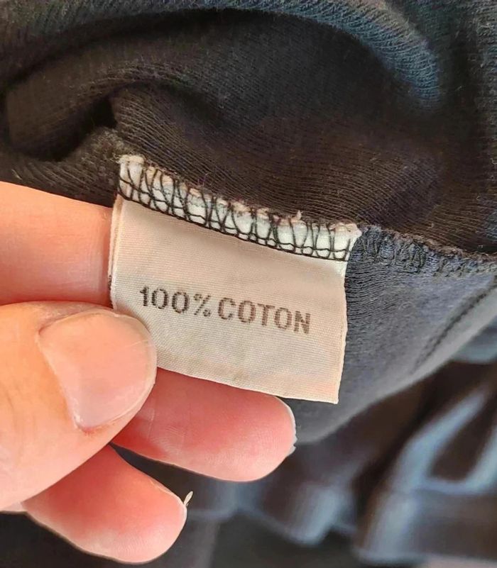 25 € Top court vintage - photo numéro 3