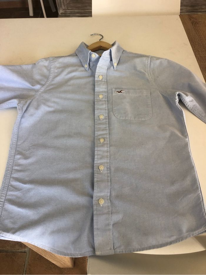 Chemise hollister bleu ciel en très bon état  taille S - photo numéro 2