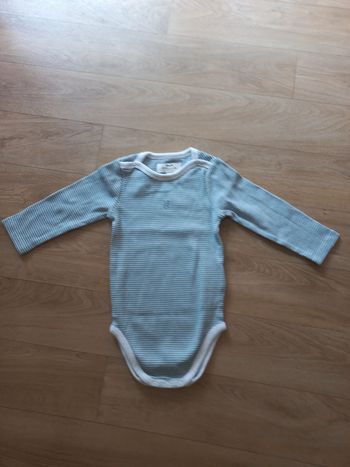 Body cyrillus 9 mois