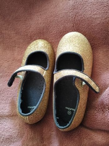 Chaussures brillantes pour princesses, pointure 25
