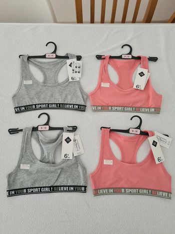 Lot de 4 brassières neuves