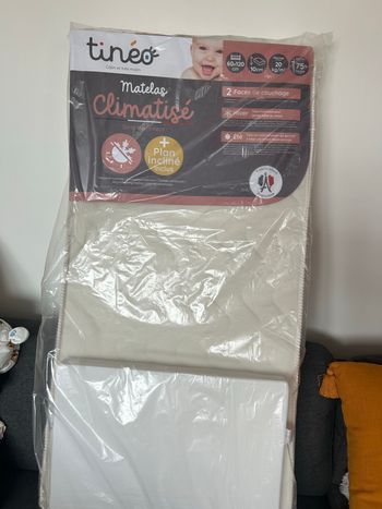 Matelas + plan incliné neuf 