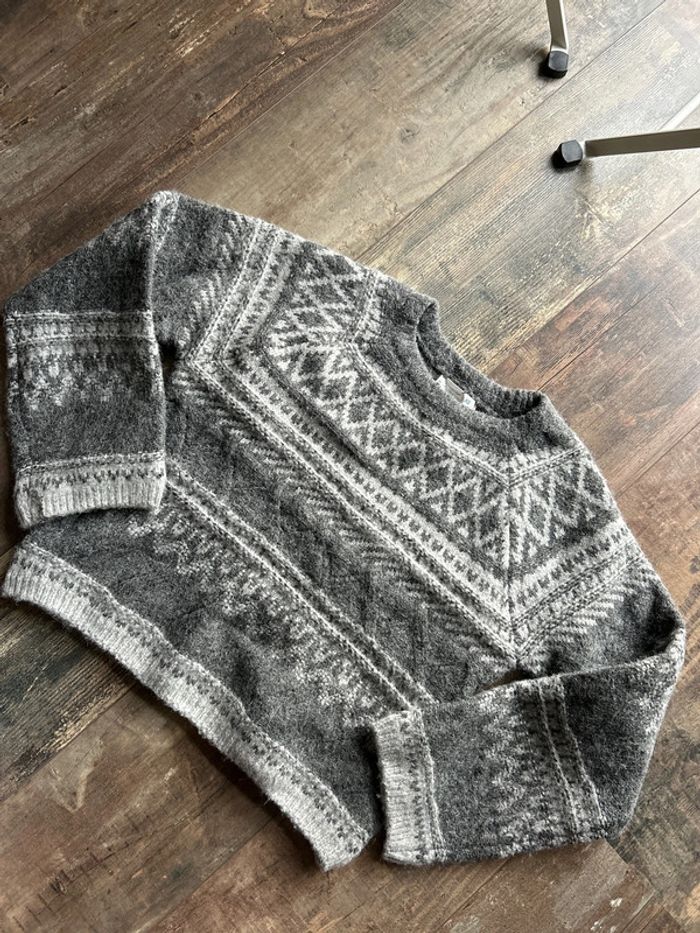 Pull gris chaud