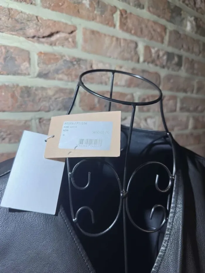 Robe noire FRNCH Neuve avec étiquette - Taille M / 38 - photo numéro 18