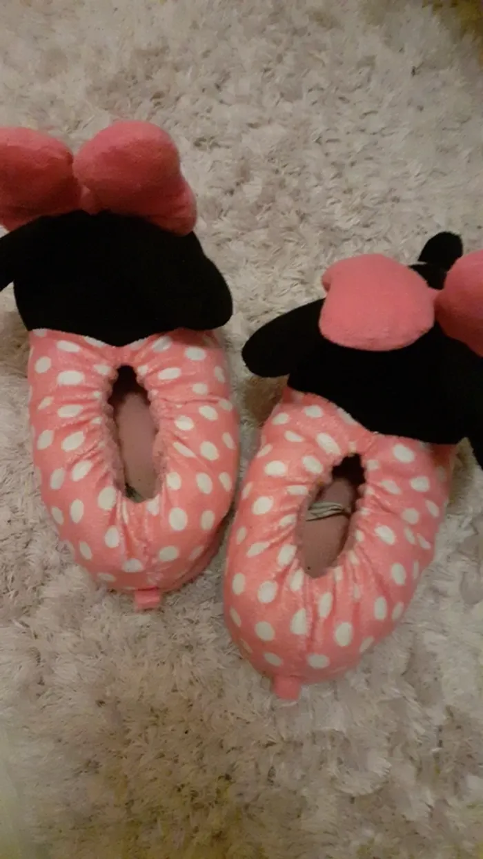 Chaussons disney Minnie - photo numéro 5