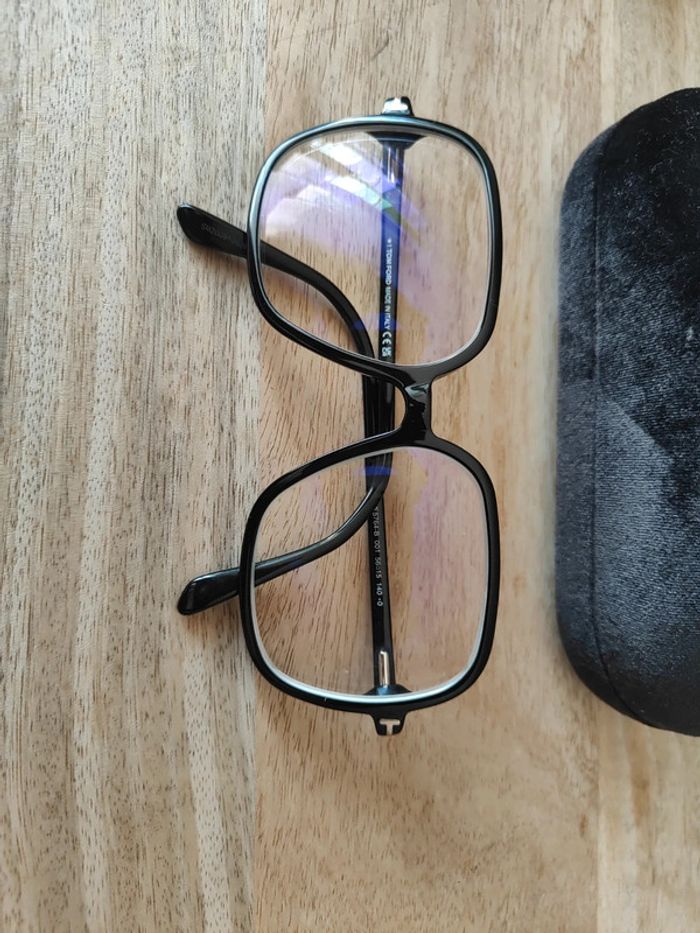 Monture lunette Tom Ford comme neuve - photo numéro 2